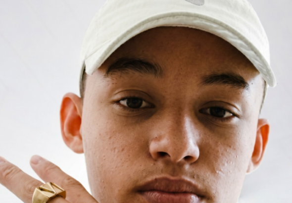 22